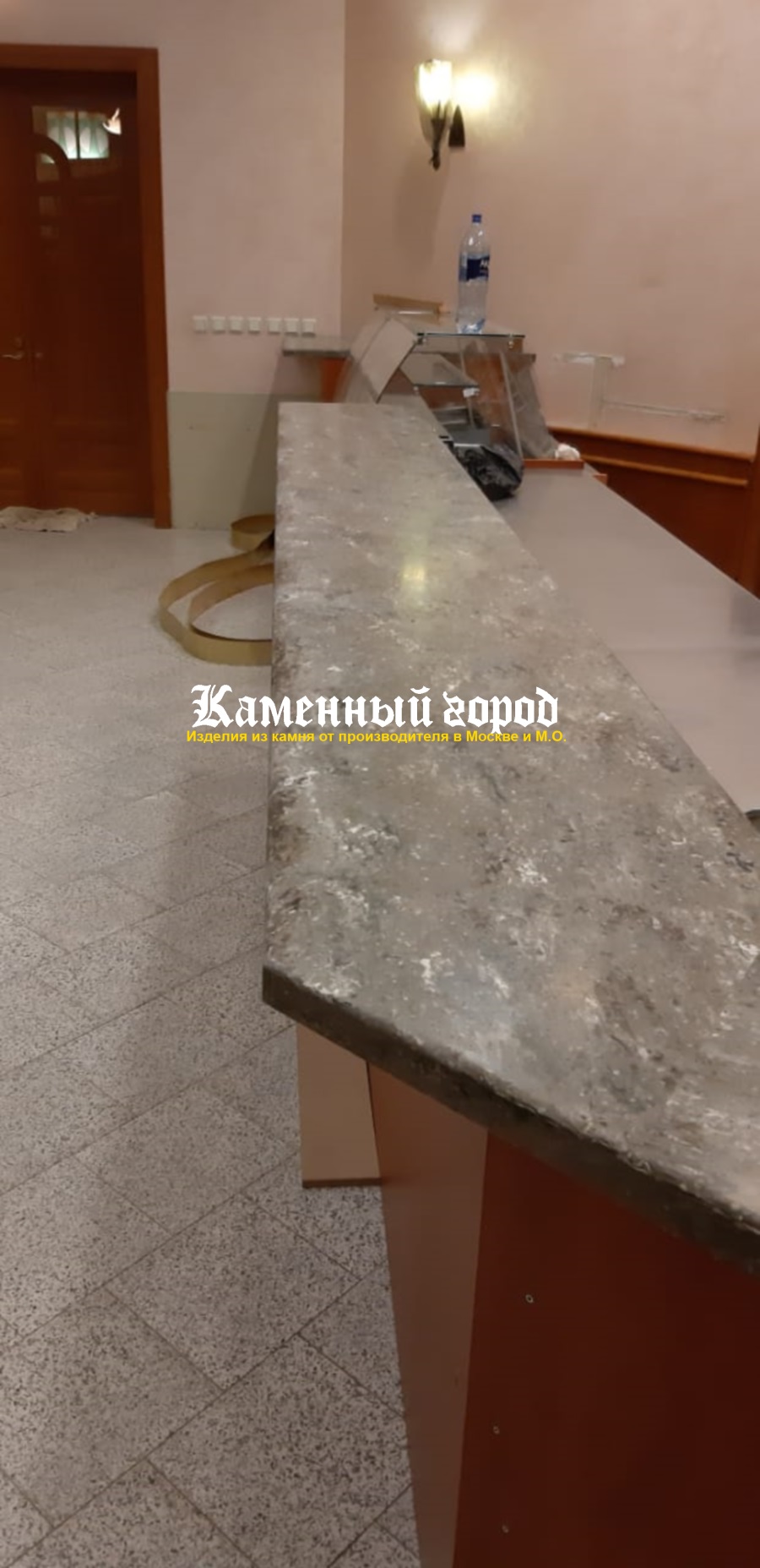 Витрины для столовой из искусственного камня LG Hi Macs - Москва